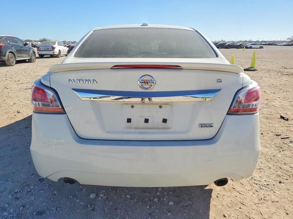 2015 Niss Altima 2.5