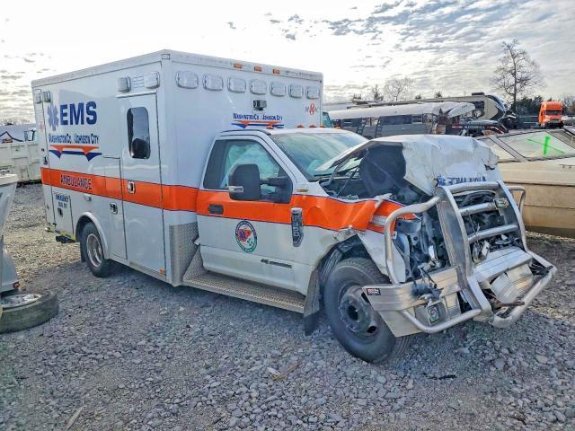 2017 Ford F350 Super Duty Ambulance