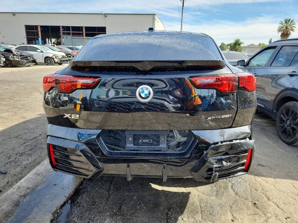 2025 BMW 2025 b m w x Series X2 4D suv 28I Xdrive Msport