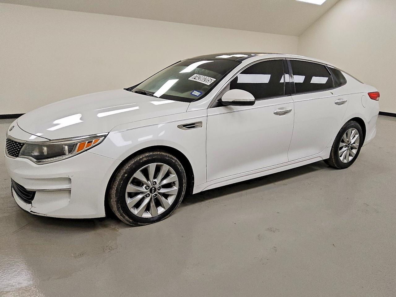 2016 KIA Optima ex