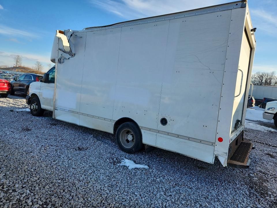 2021 Chevrolet Express Delivery Truck