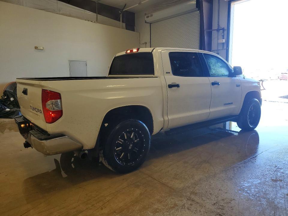 2018 Toyota Tundra Crewmax SR5