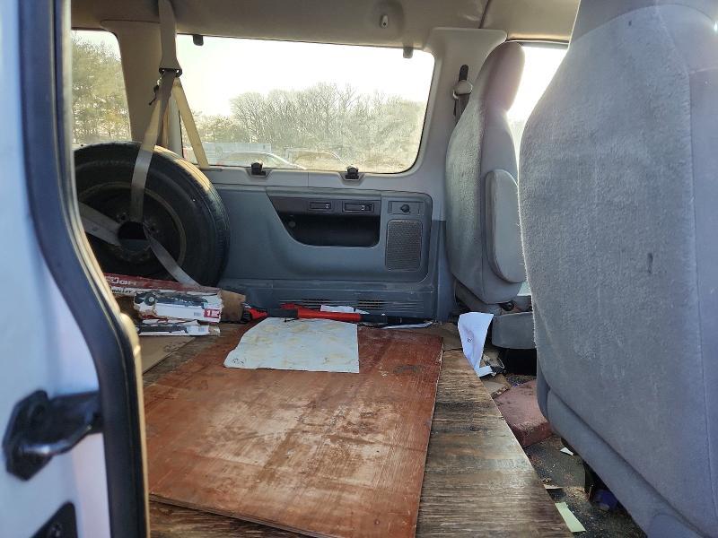 2010 Ford Econoline E350 Super Duty Wagon