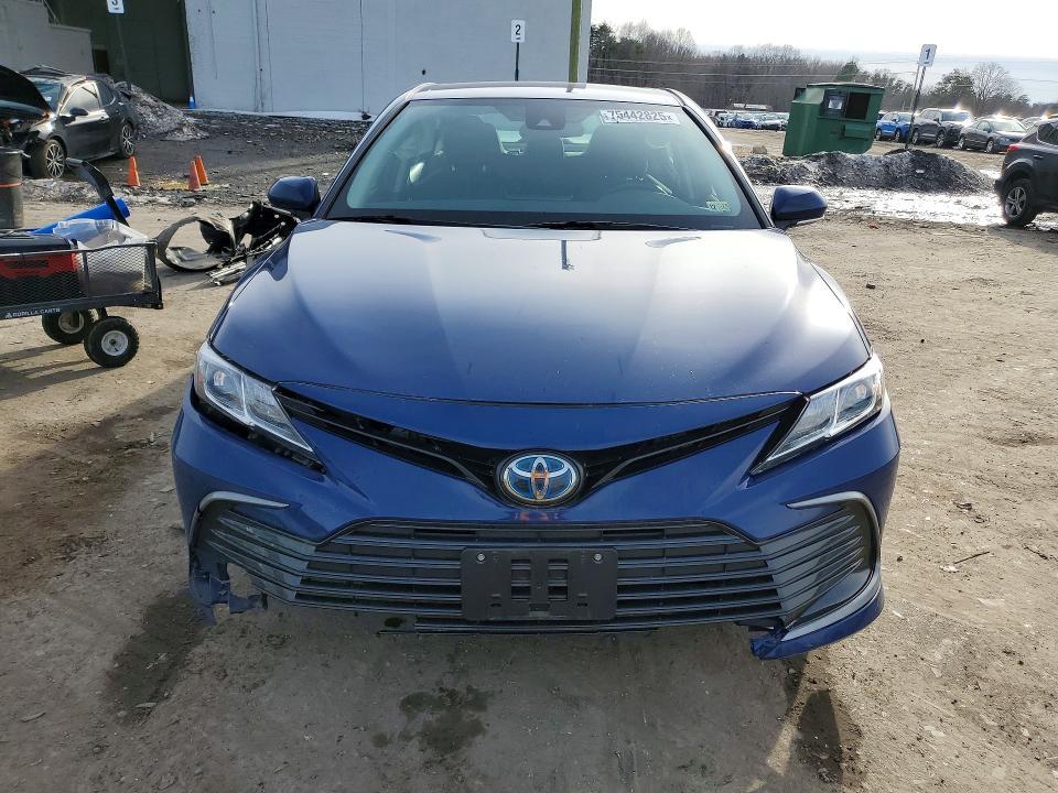 2023 Toyota Camry le