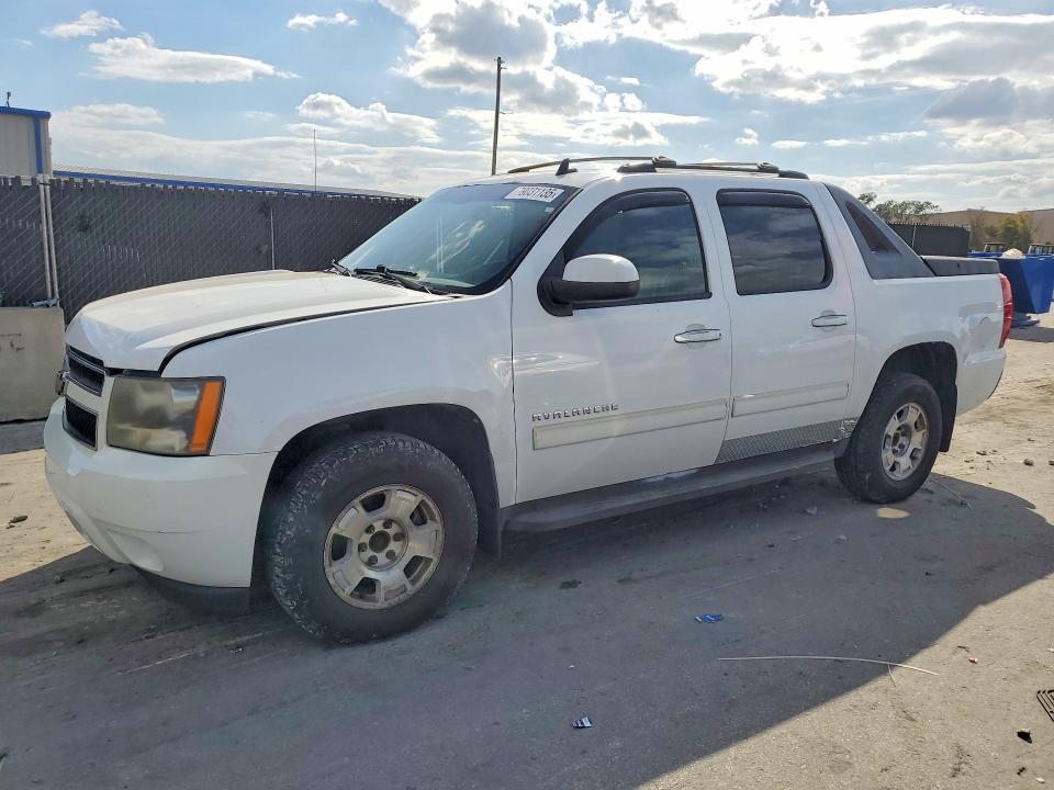 2011 Chevrolet Avalanche ls