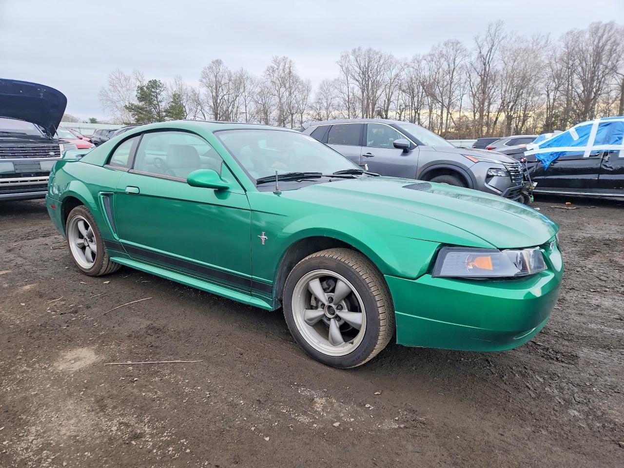 2000 Ford Mustang