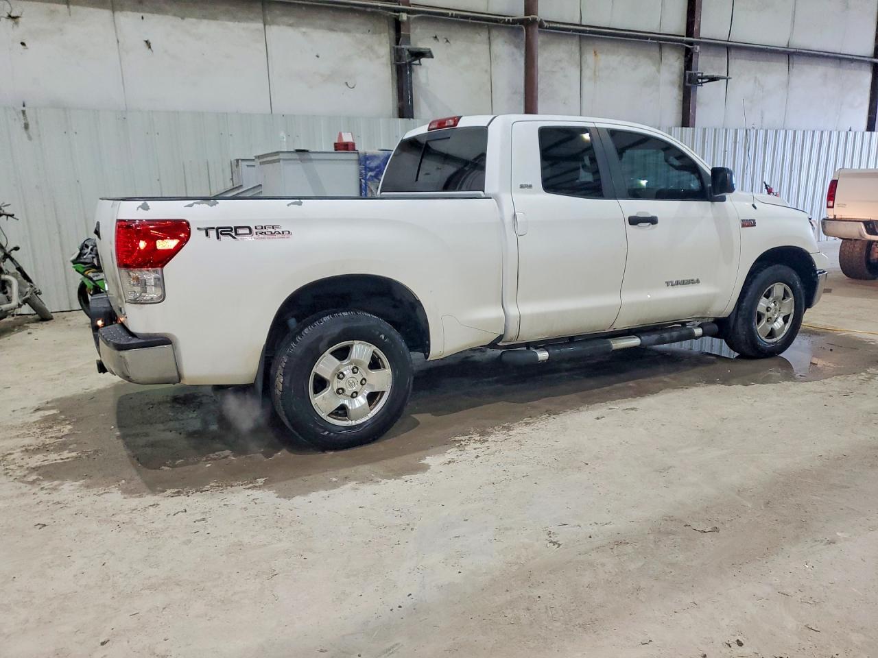 2011 Toyota Tundra Grade