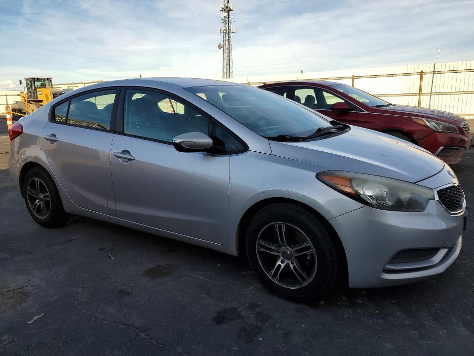 2016 KIA Forte lx