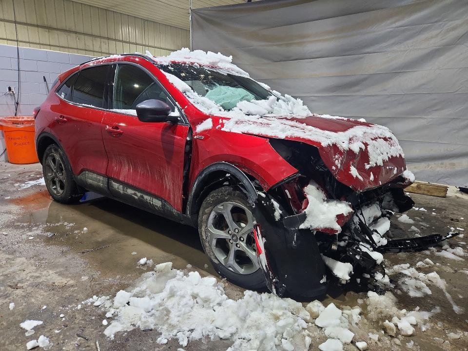2025 Ford Escape st Line