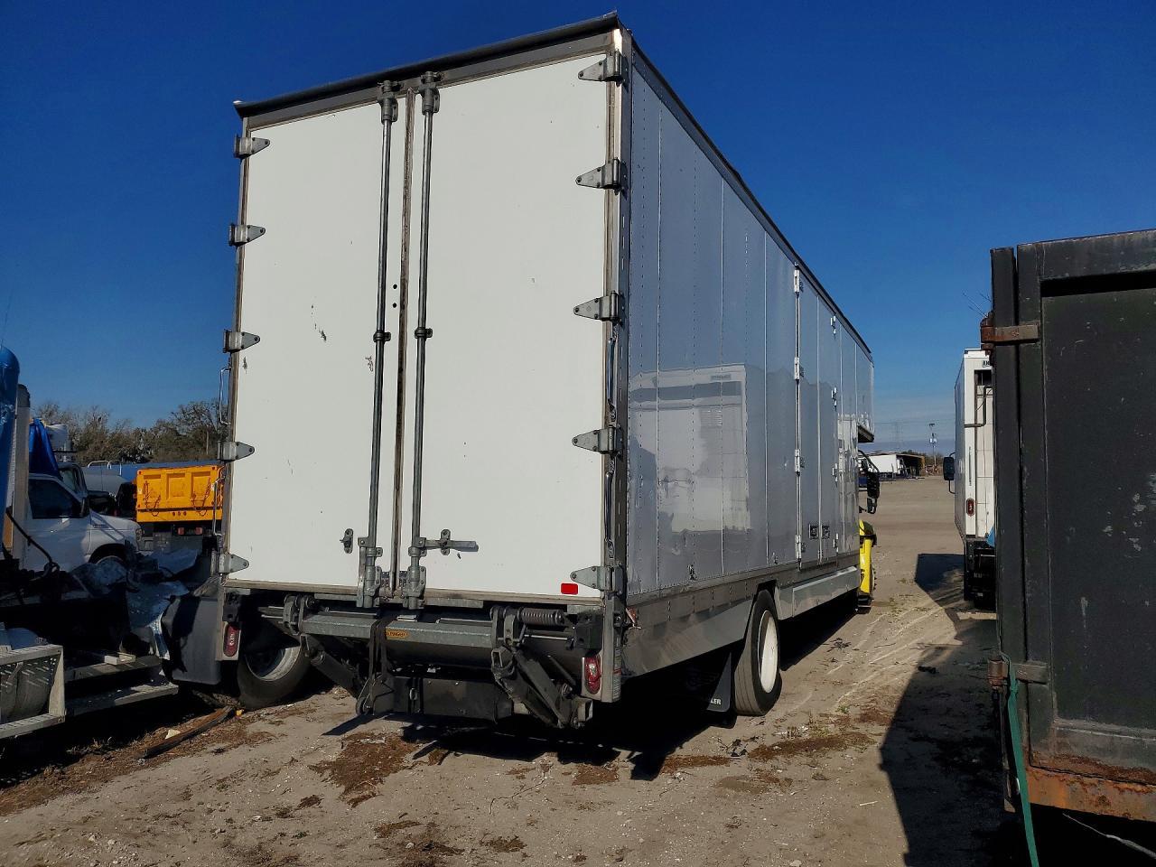 2022 International MV607 BOX Truck