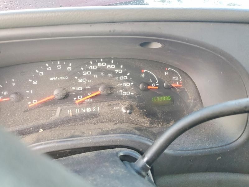 2004 Ford E350 Delivery van