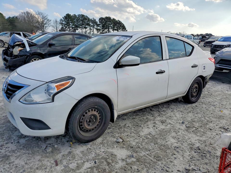 2018 Nissan Versa s