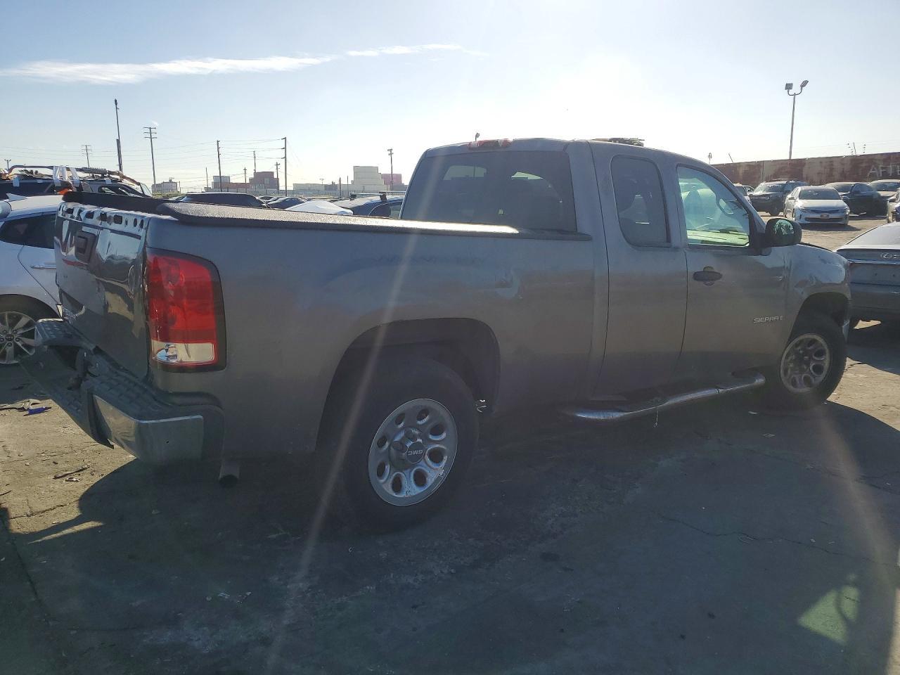 2007 GMC New Sierra C1500 Classic
