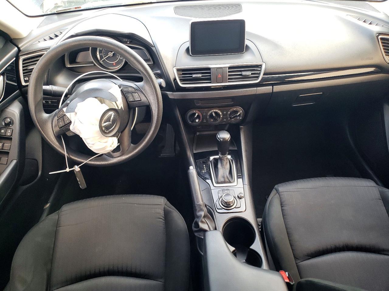 2015 Mazda 3 Sport