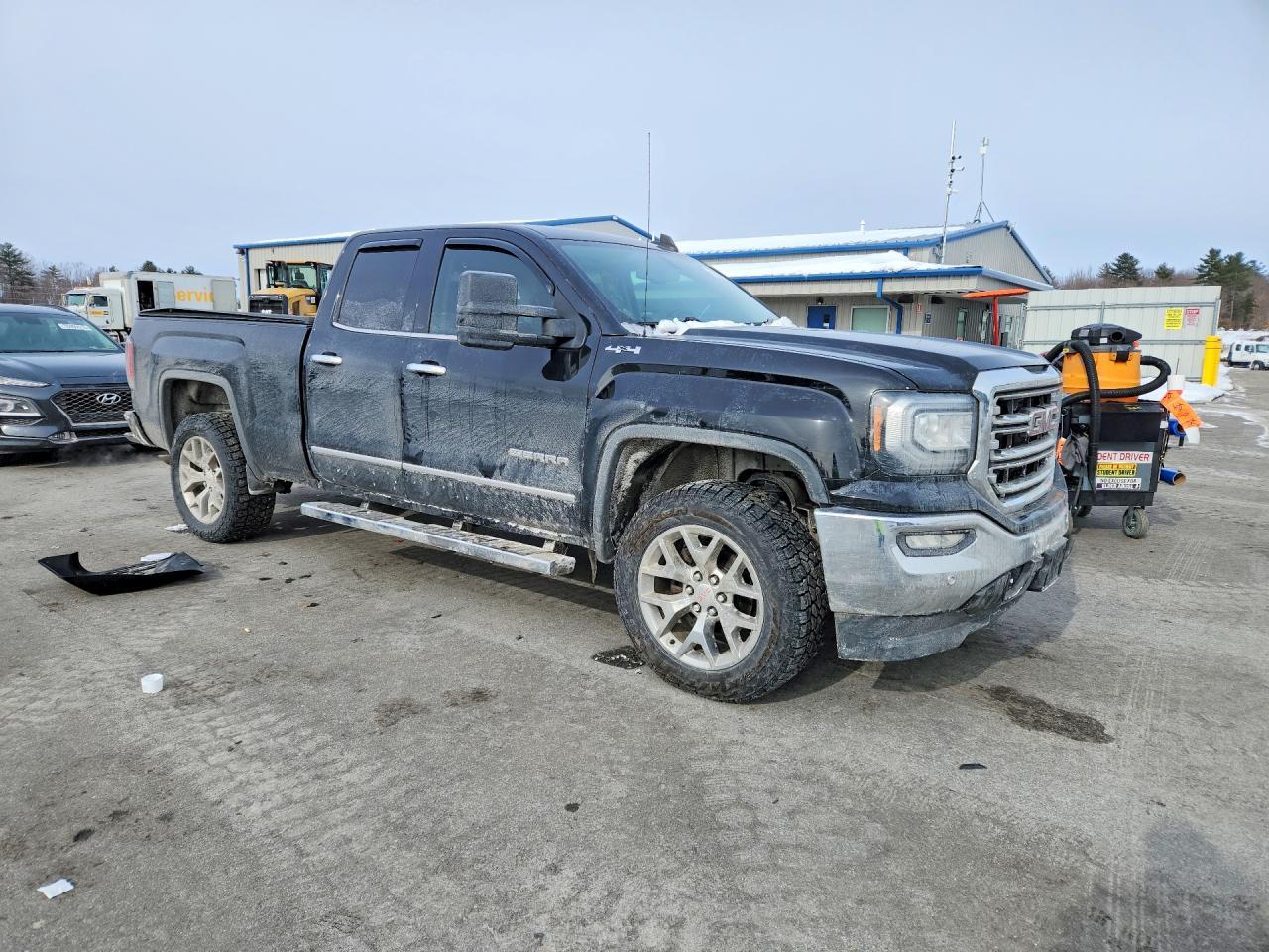 2018 GMC Sierra K1500 slt