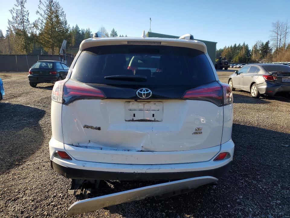 2016 Toyota Rav4 se