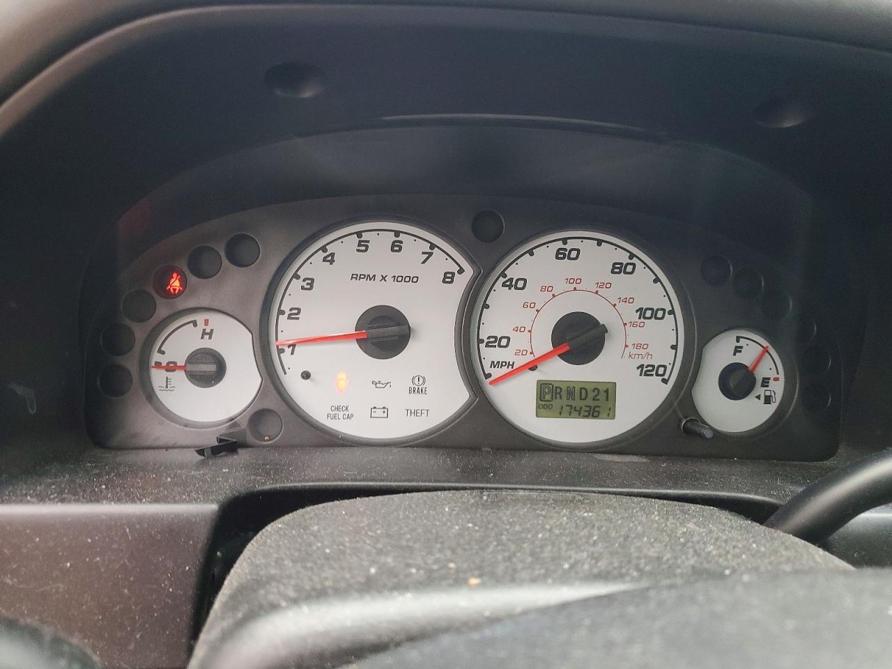 2004 Ford Escape xlt