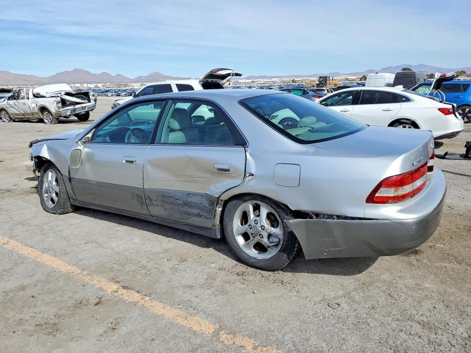 2000 Lexus Es 300 Base