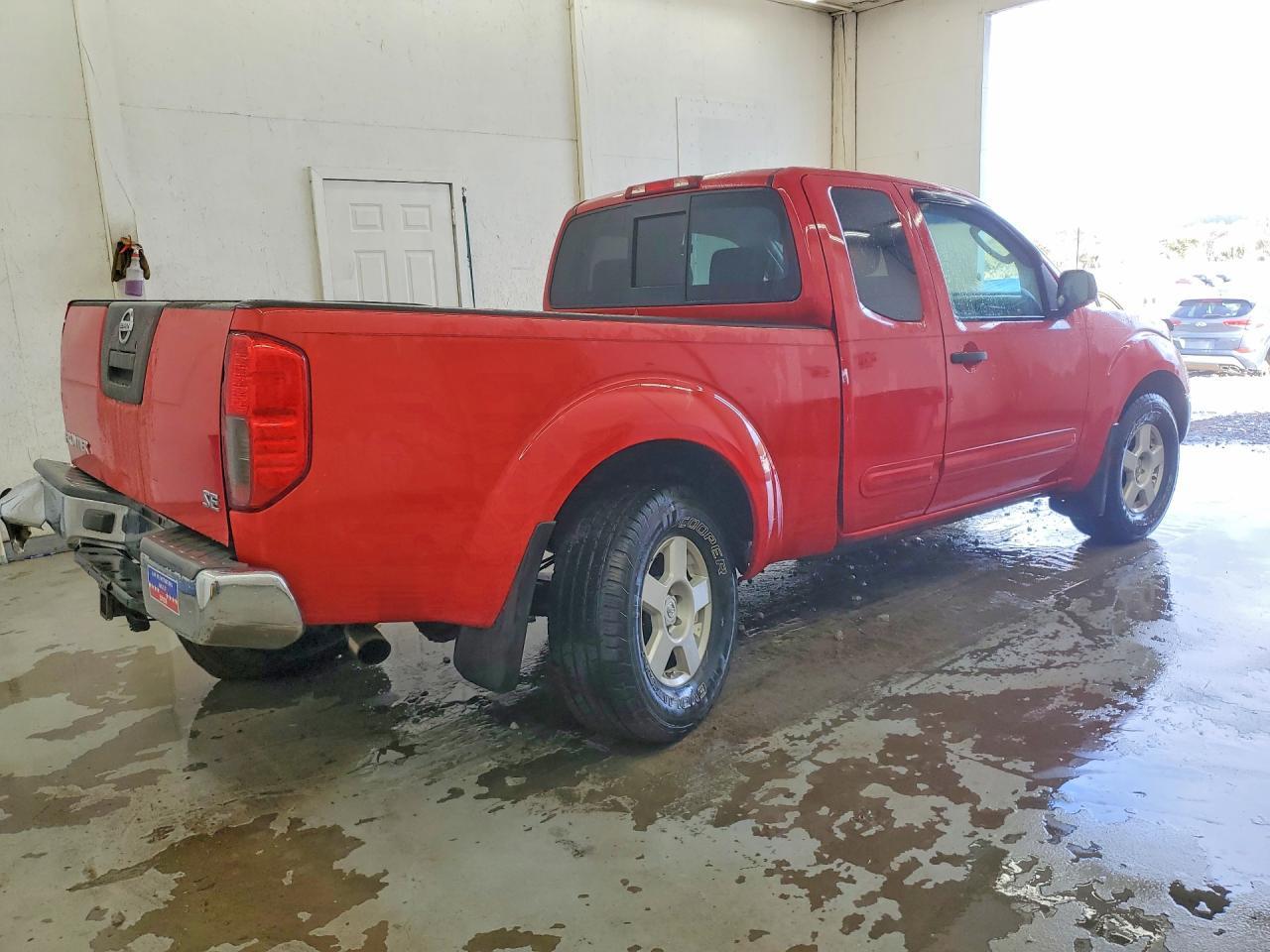 2005 Nissan Frontier SE
