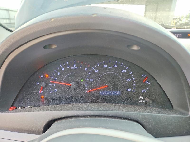 2010 Toyota Camry le
