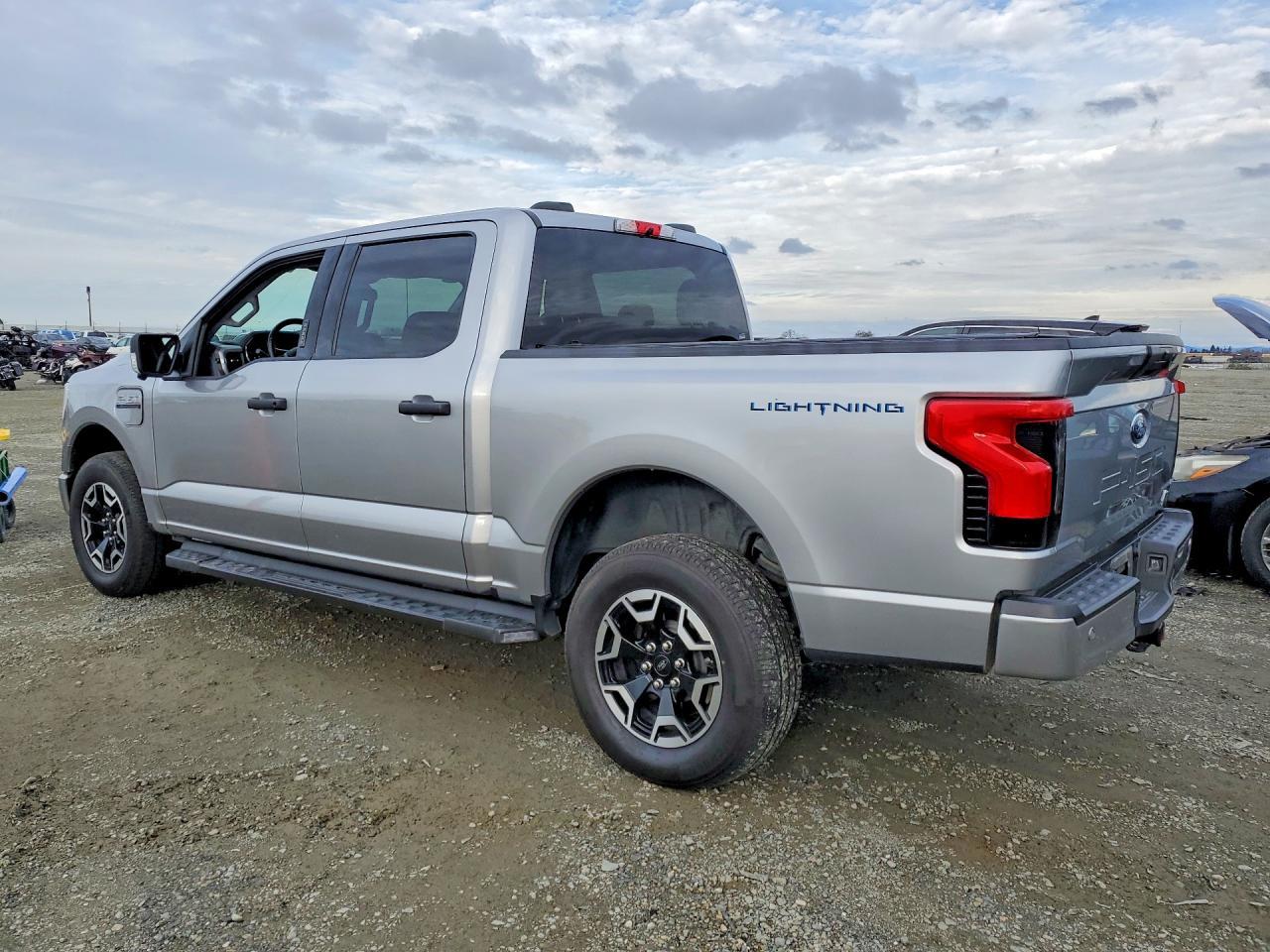 2023 Ford F150 Lightning PRO