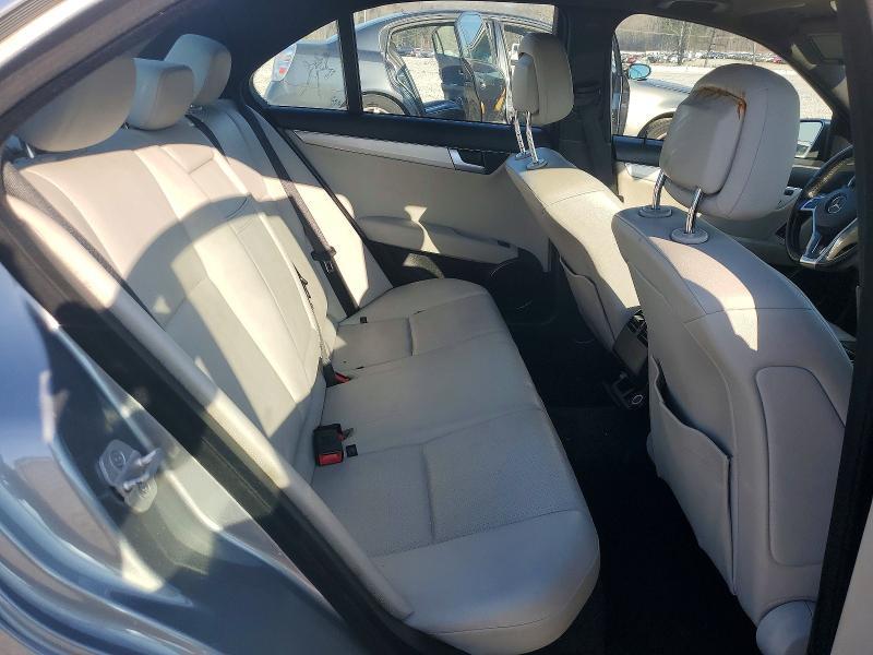 2012 Mercedes-Benz C 250