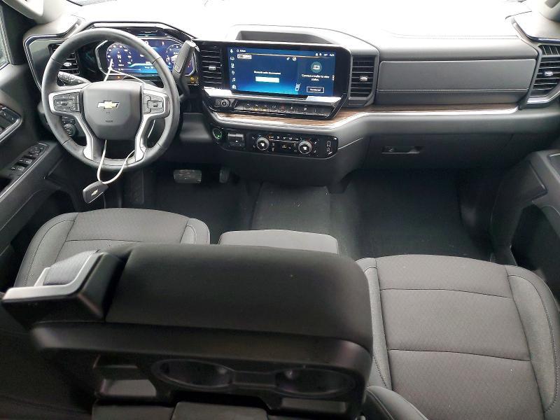 2026 Chevrolet Silverado K1500 LT