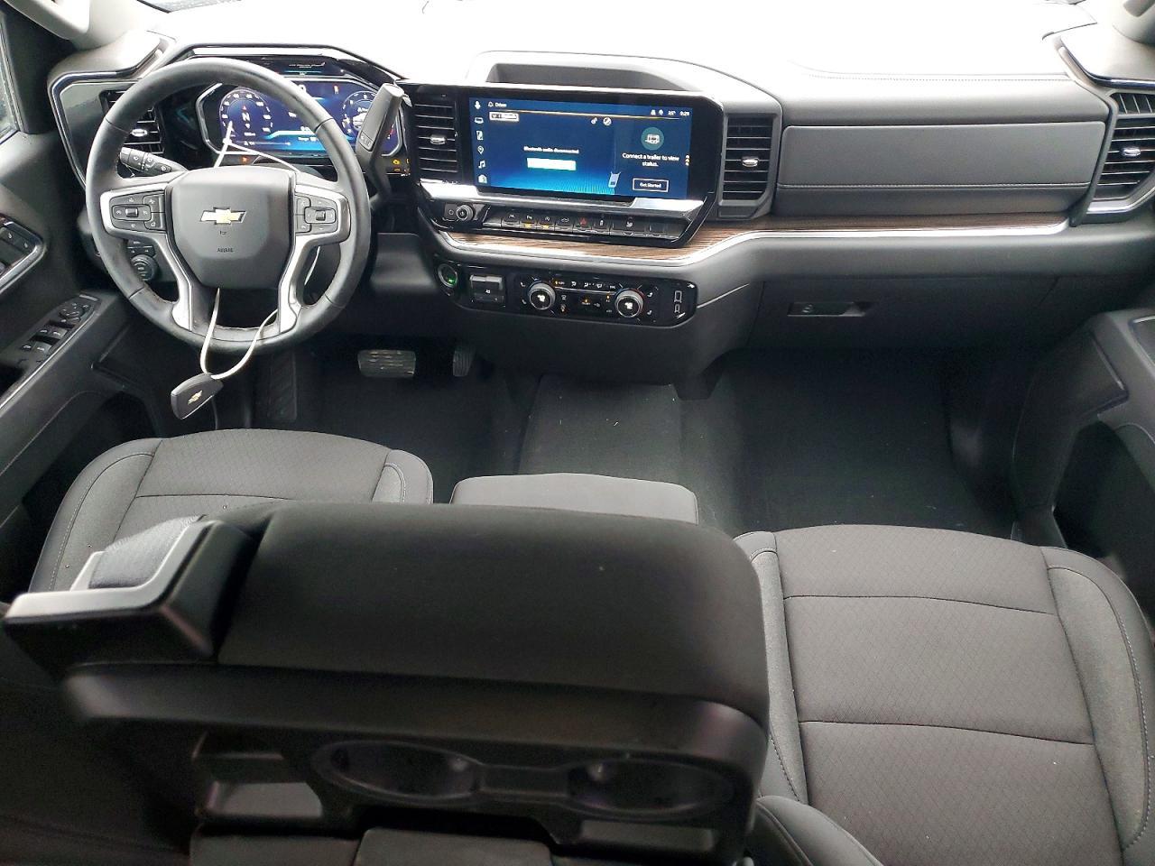 2026 Chevrolet Silverado K1500 LT