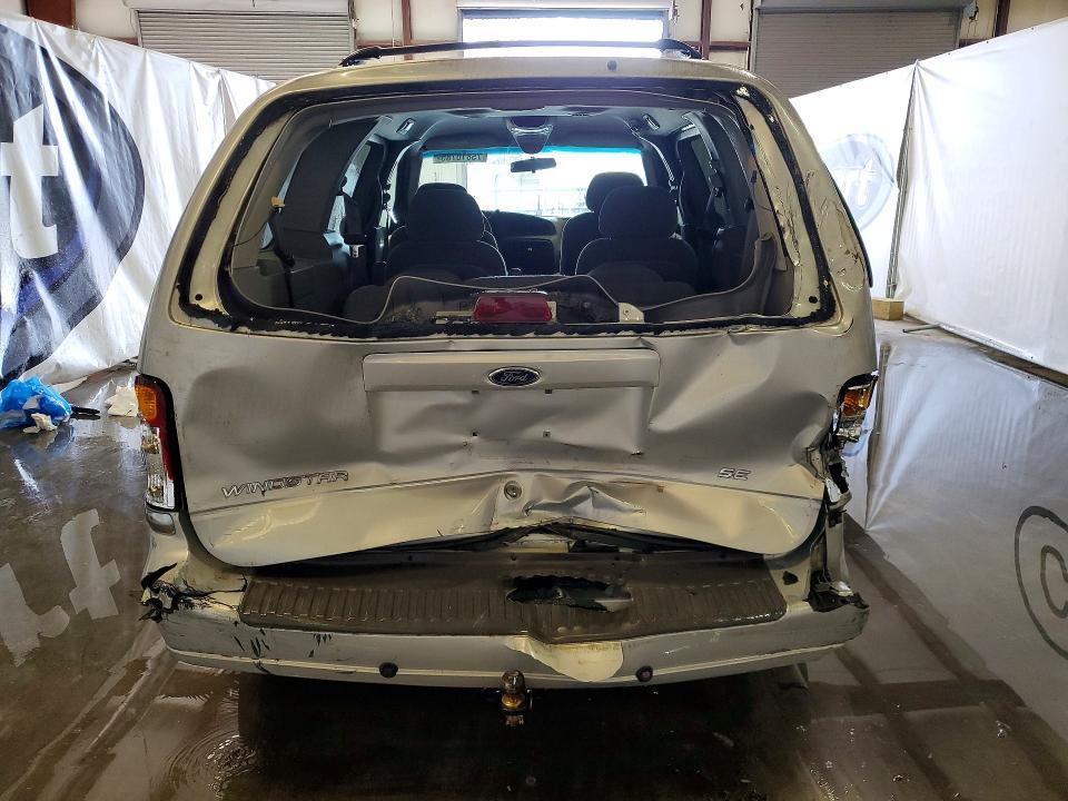 2000 Ford Windstar se