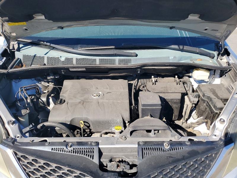2013 Toyota Sienna se Premium 8-passenger