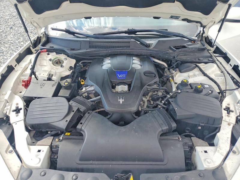2014 Maserati Ghibli s