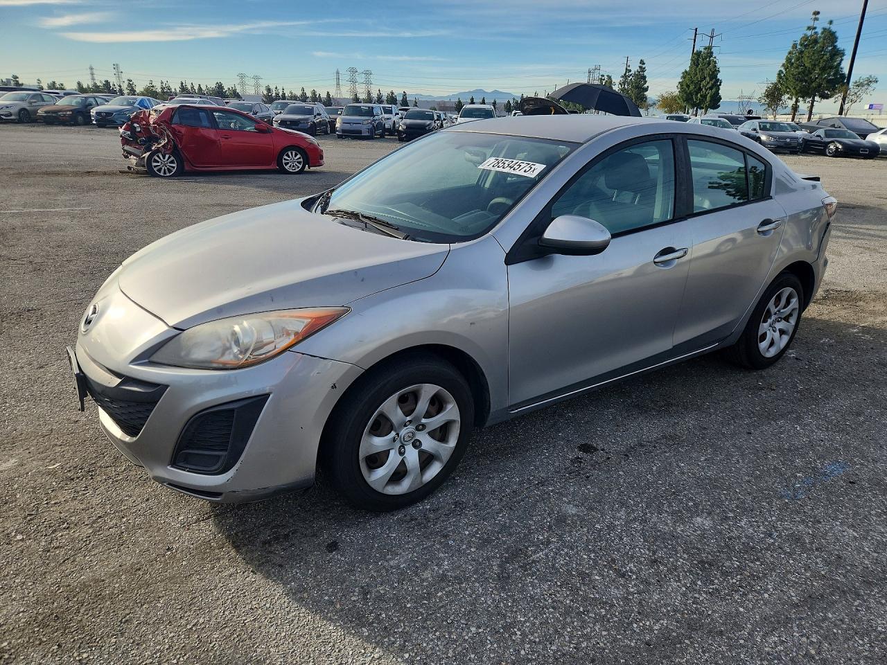 2011 Mazda 3 I