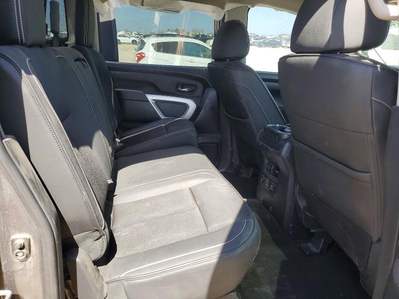 2019 Nissan Titan Pro-4x