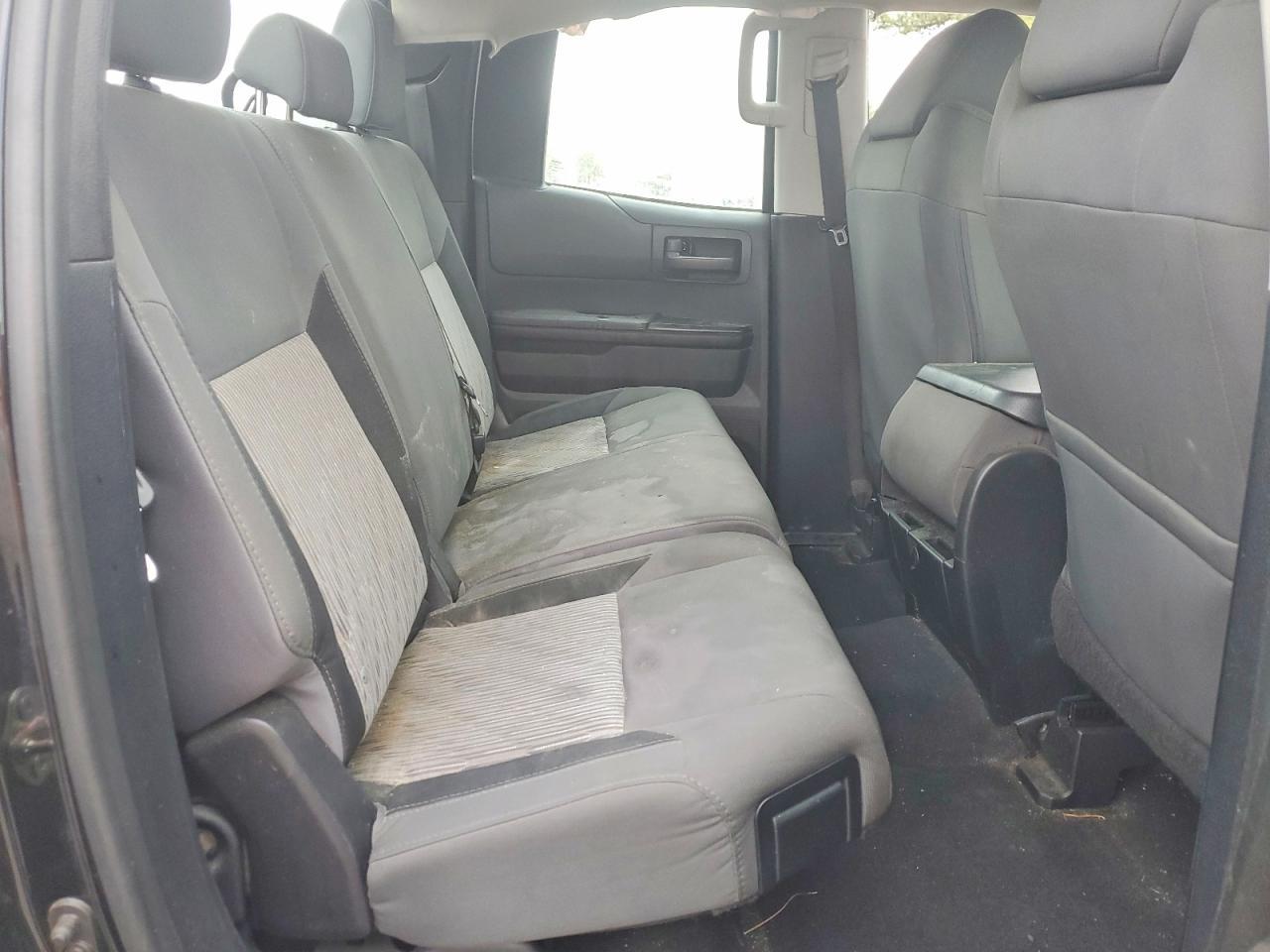 2014 Toyota Tundra SR