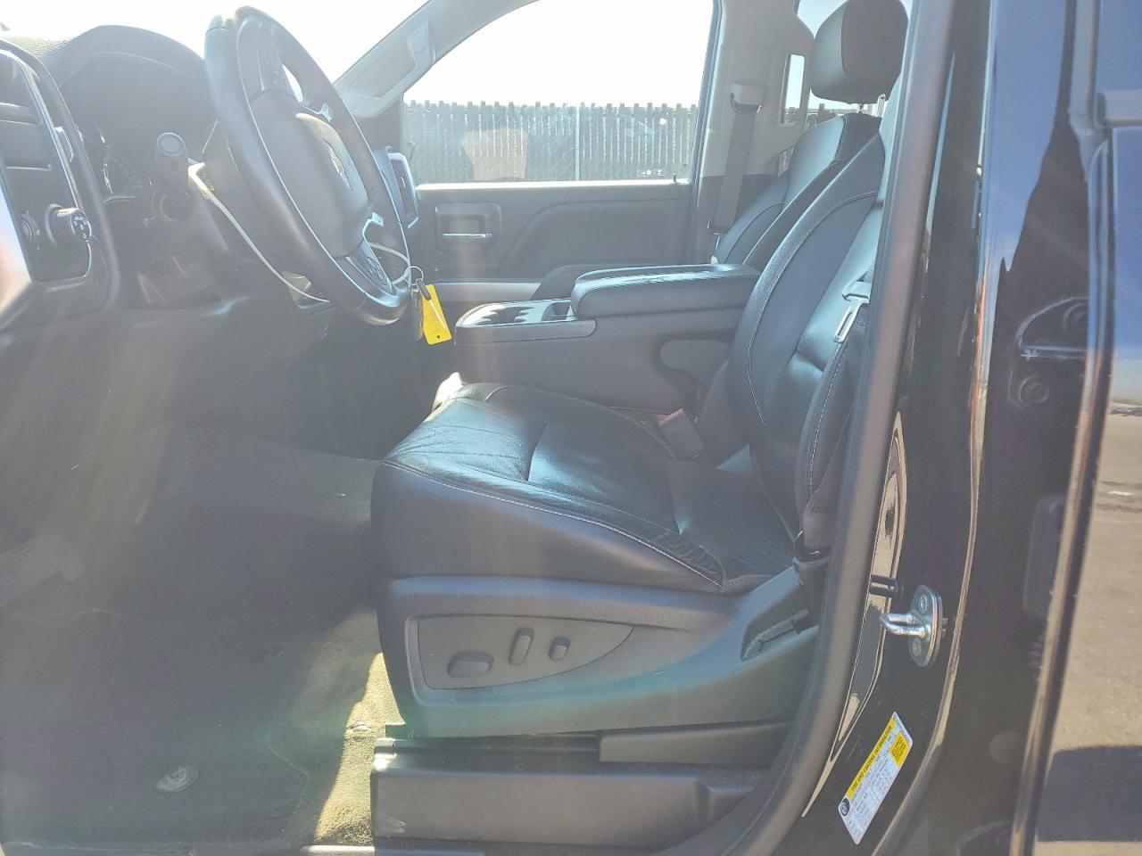 2017 Chev Silverado C1500 LT
