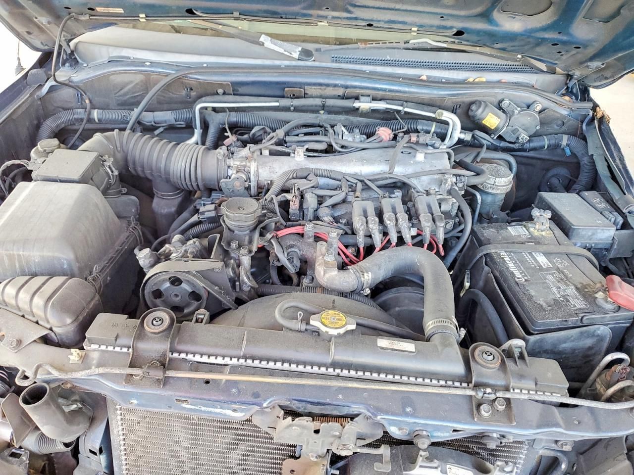 2004 Mitsubishi Montero Sport es