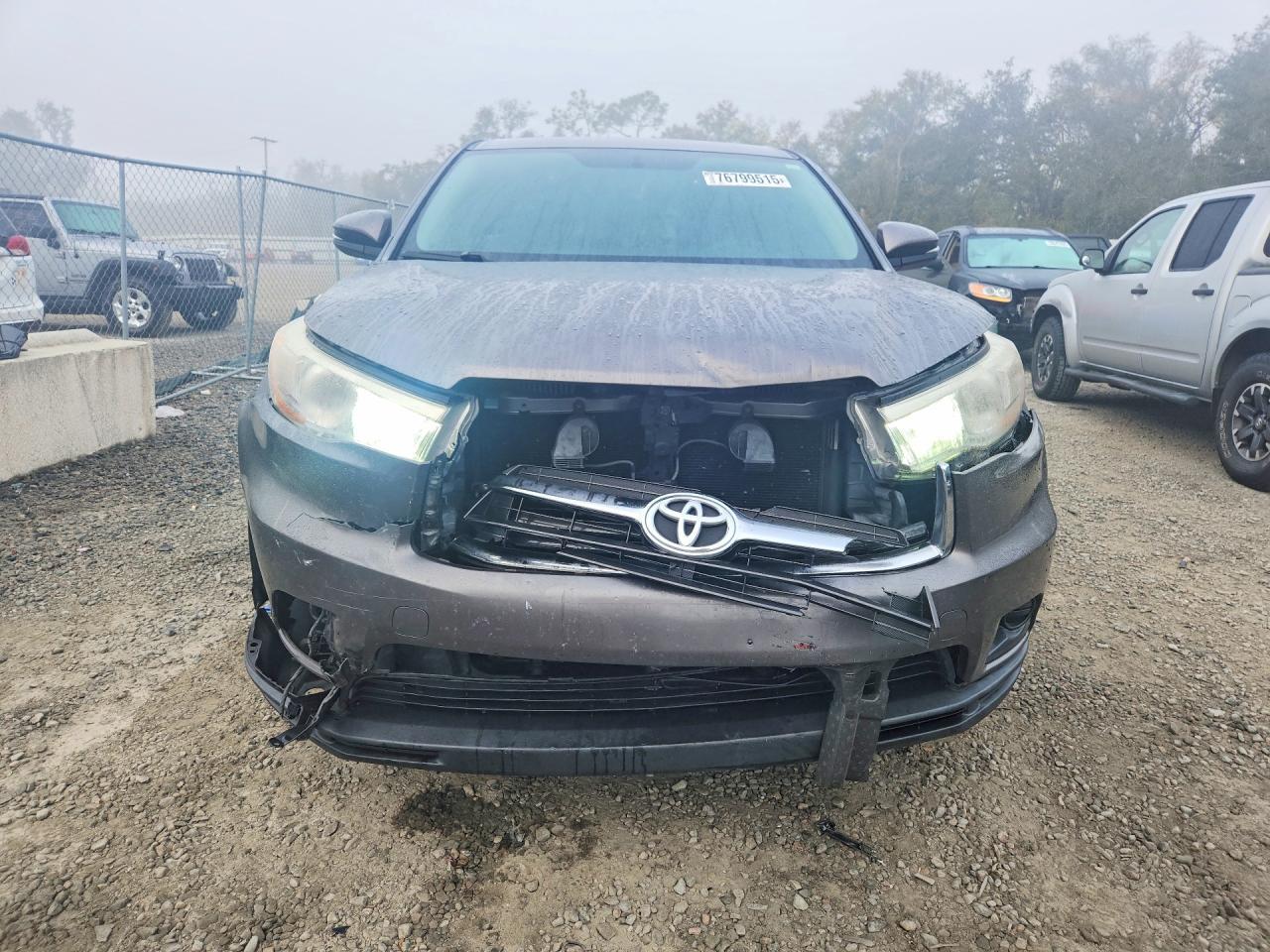 2016 Toyota Highlander le