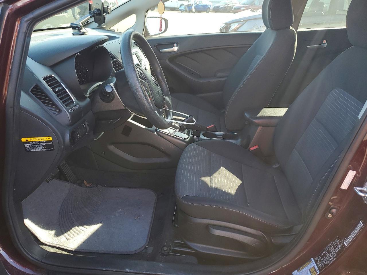 2017 KIA Forte lx