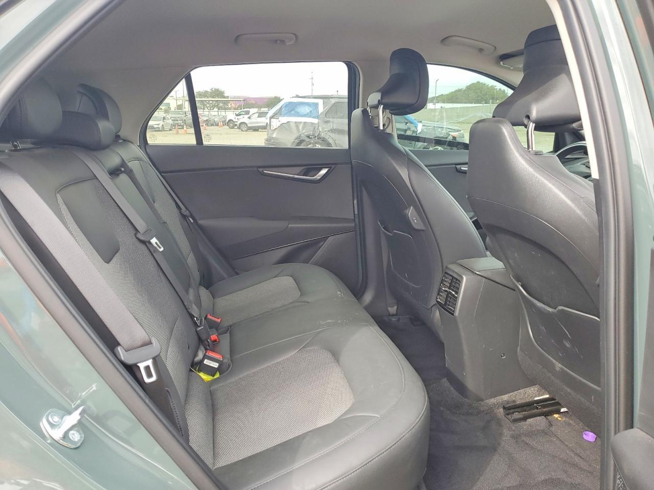 2023 KIA Niro ev Wind