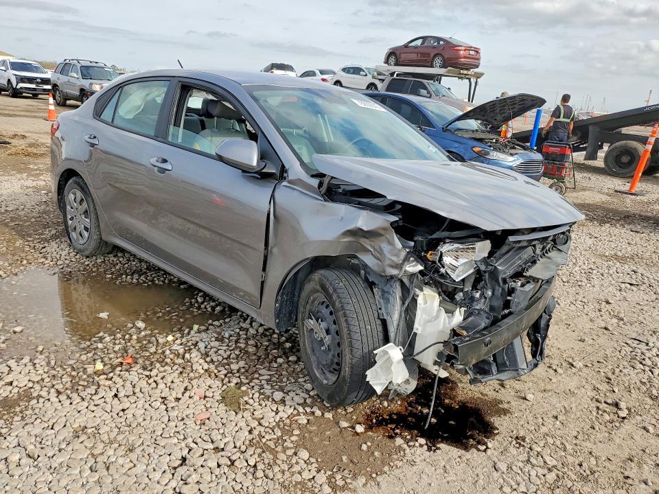2022 KIA Rio lx