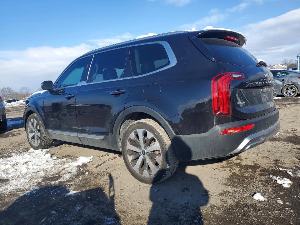 2022 KIA Telluride s