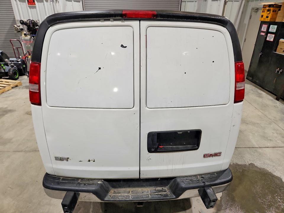 2017 GMC Savana G2500