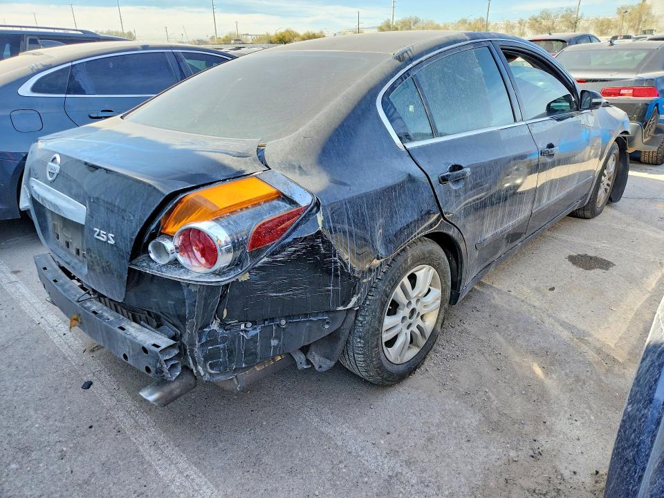 2011 Nissan Altima Base