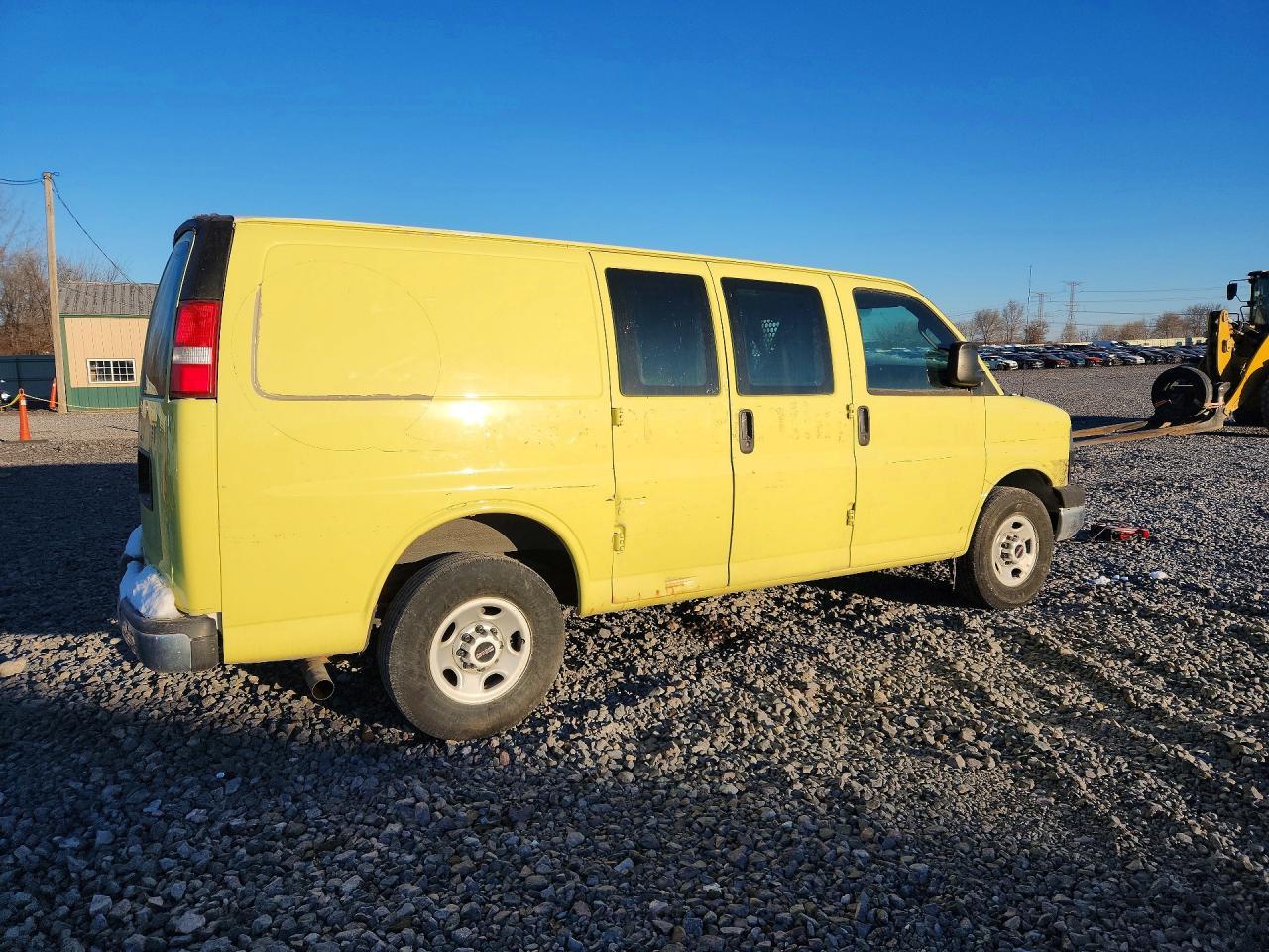 2016 GMC Savana