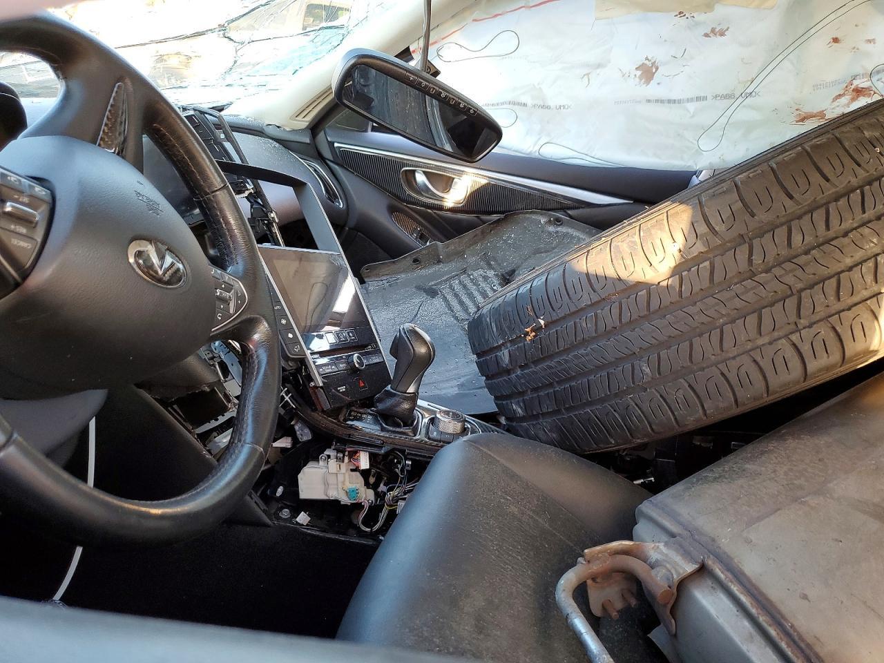 2016 Infiniti Q50 Base