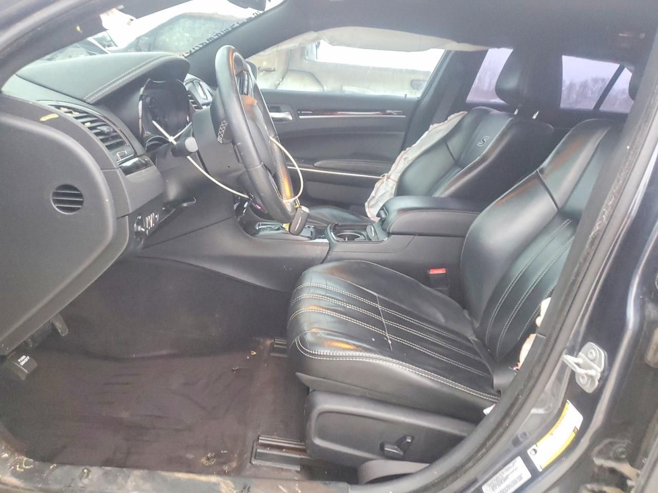 2017 Chrysler 300 s