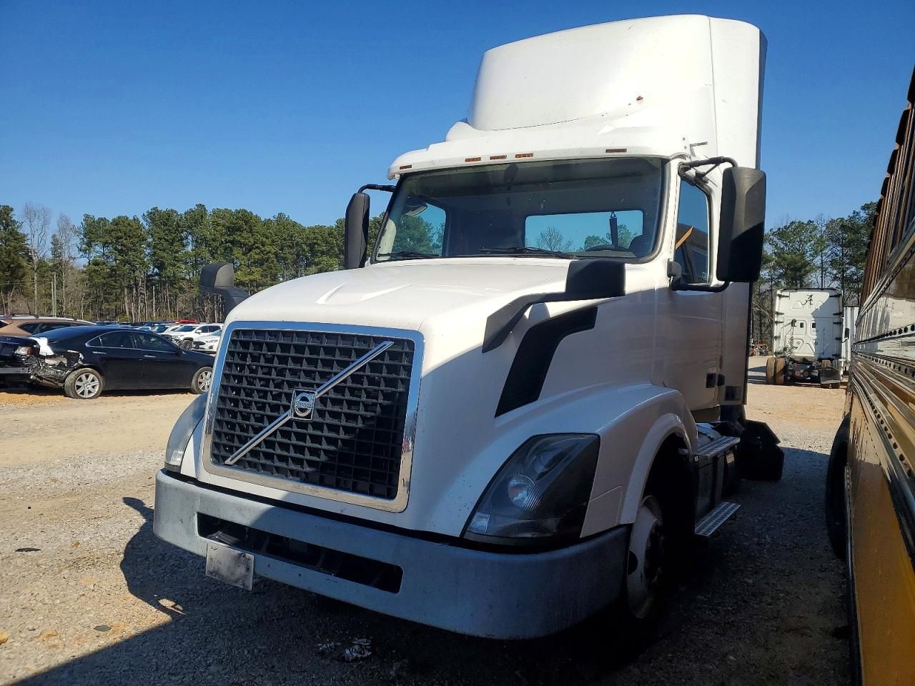 2017 Volvo VNL Semi Truck