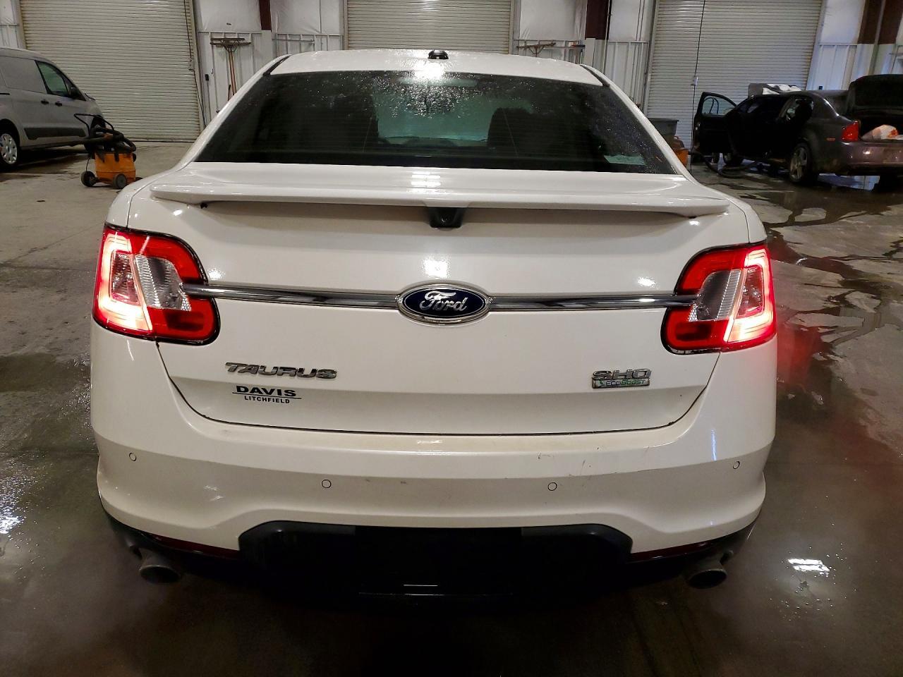 2011 Ford Taurus sho