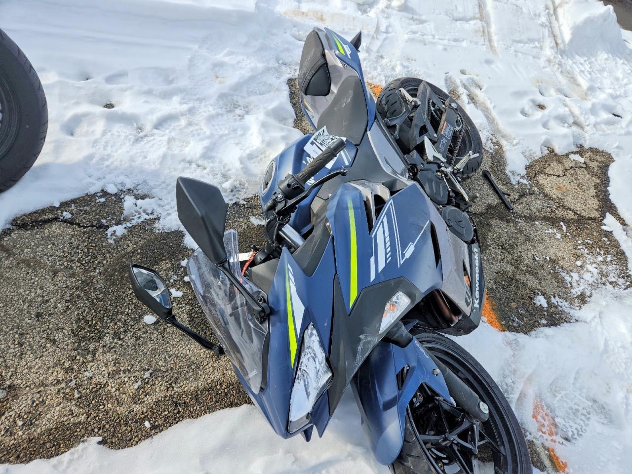 2022 Kawasaki EX400