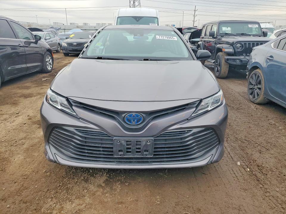 2019 Toyota Camry le
